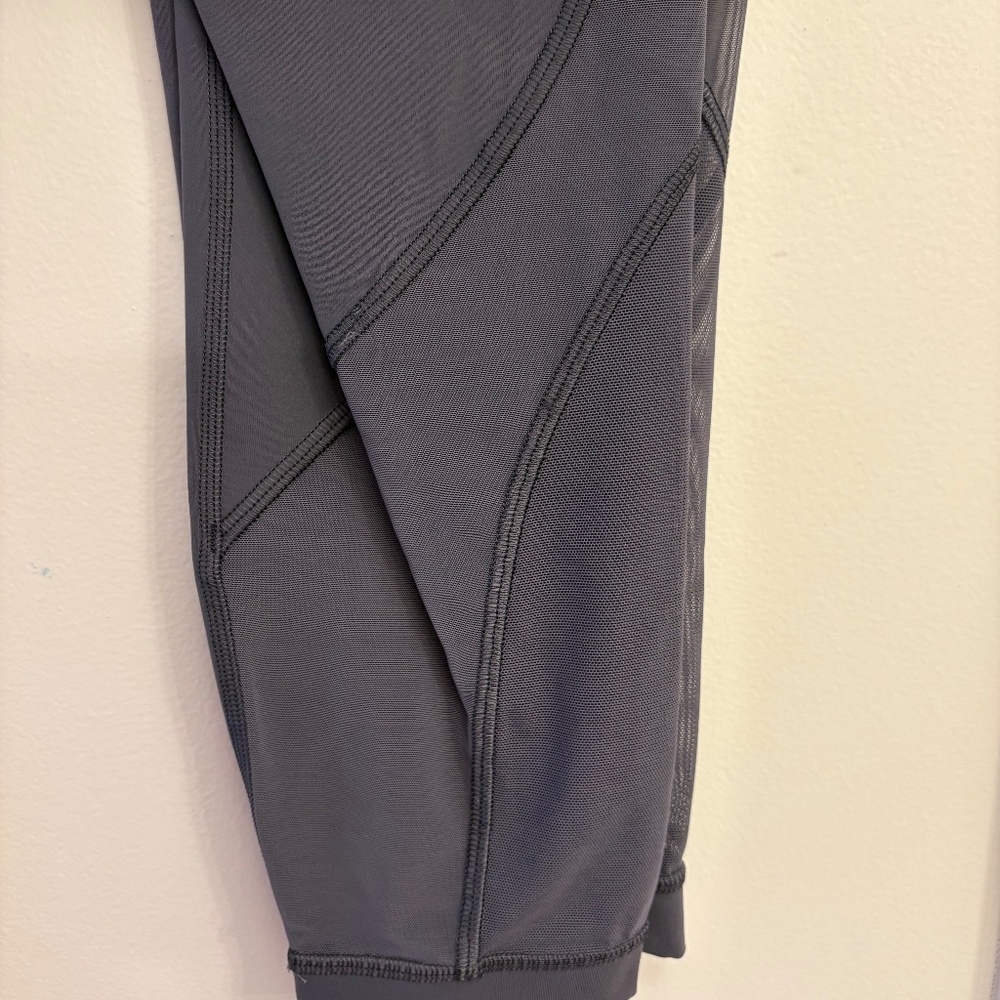 NWOT Lululemon Base Leggings - Picture 4 of 6